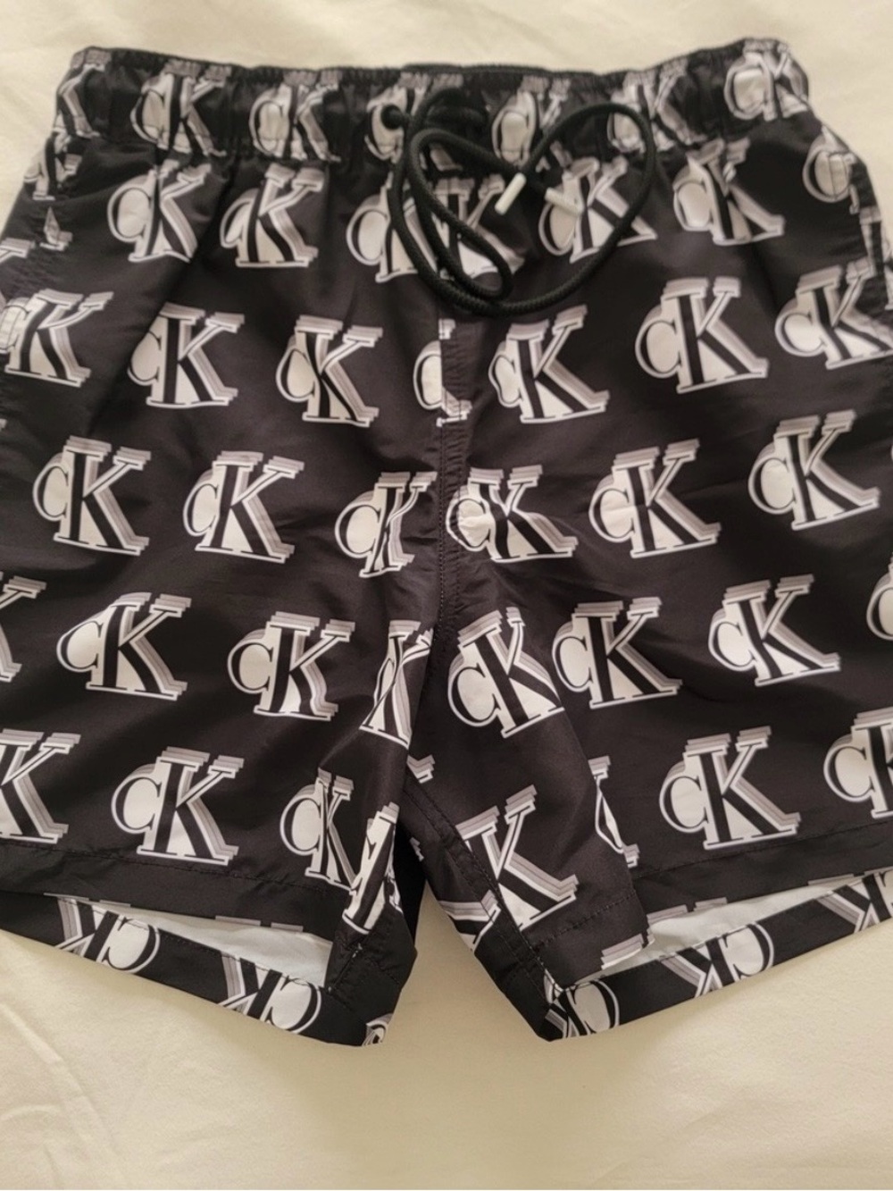 Calvin Klein Black and White Logo swim trunks Shorts Size S Men’s